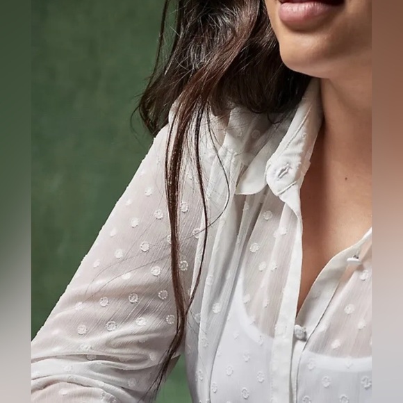 Madison - White Chiffon Clip Dot Button Front Blouse - Picture 5 of 13